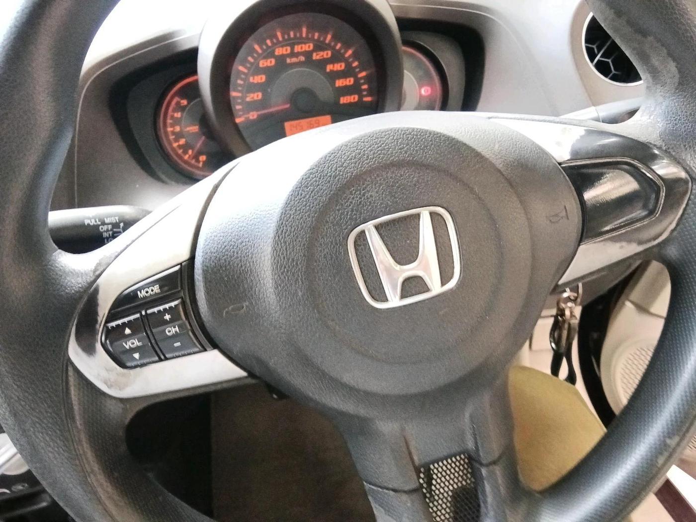 2013 Honda Amaze 1.5L I-DTEC S, Diesel, Manual, 1,45,169 km, interior