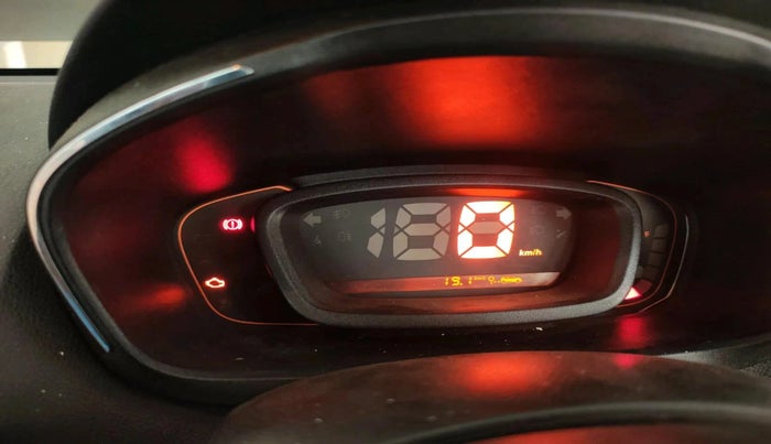 2018 Renault Kwid CLIMBER 1.0, Petrol, Manual, 32,450 km, interior