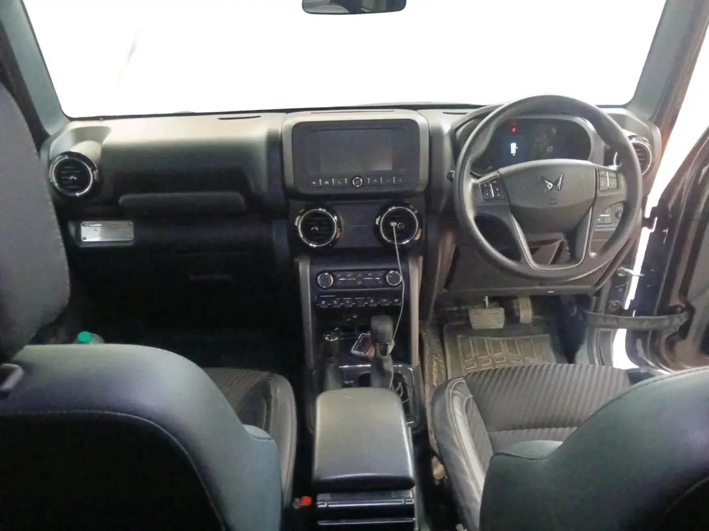 2024 Mahindra Thar LX D AT 4WD HT, Diesel, Automatic, 22,733 km, interior
