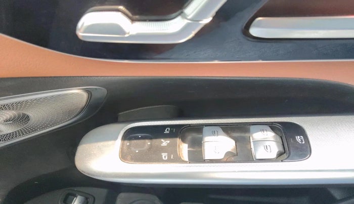 2023 Mercedes Benz GLC CLASS 220d 4MATIC, Diesel, Automatic, 63,289 km, interior