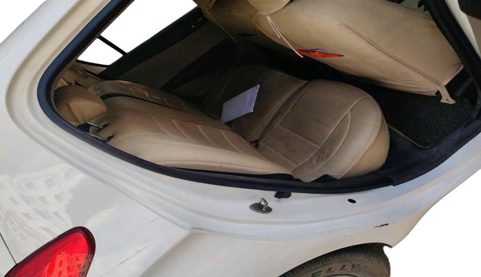 2009 Hyundai i20 MAGNA 1.2, Petrol, Manual, 1,04,962 km, interior