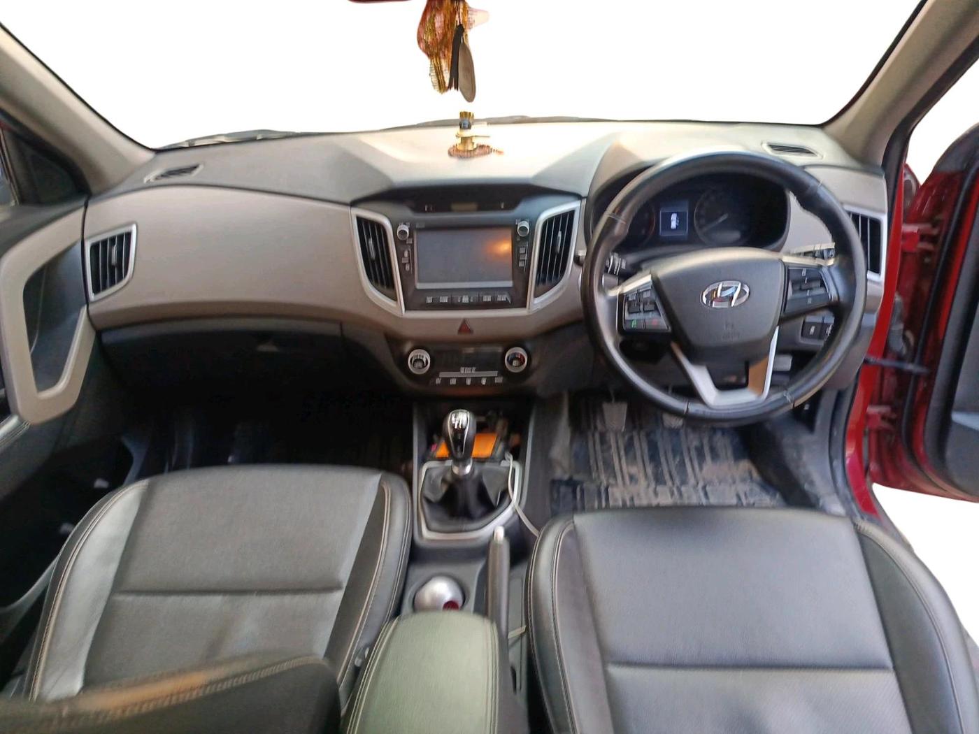2017 Hyundai Creta SX (O) 1.6 DIESEL, Diesel, Manual, 82,385 km, interior