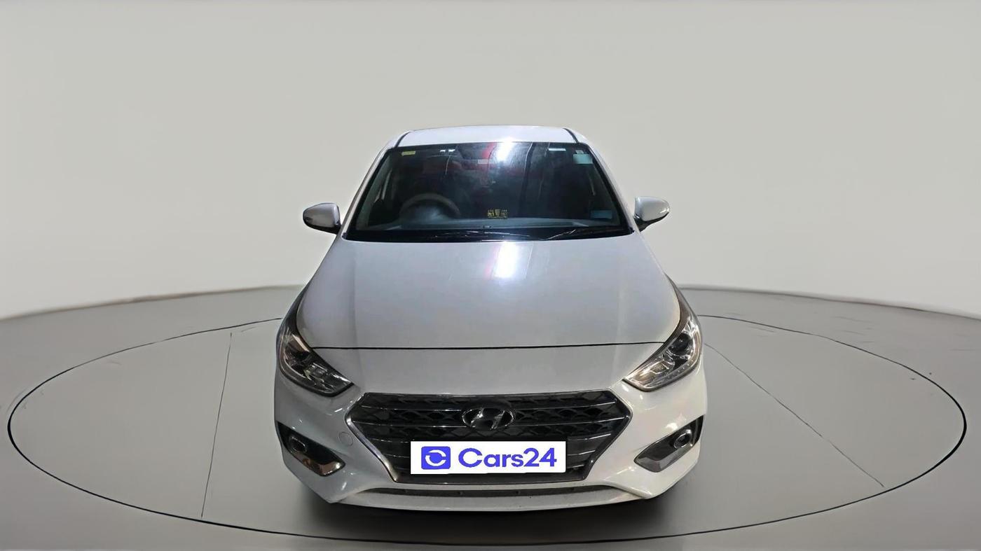 2018 Hyundai Verna 1.6 CRDI SX, Diesel, Manual, 78,264 km, exterior
