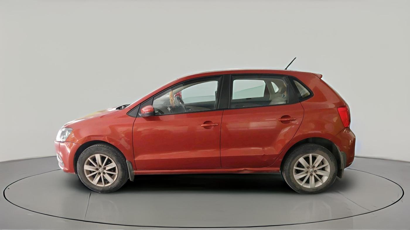 2016 Volkswagen Polo HIGHLINE1.5L, Diesel, Manual, 52,970 km, exterior