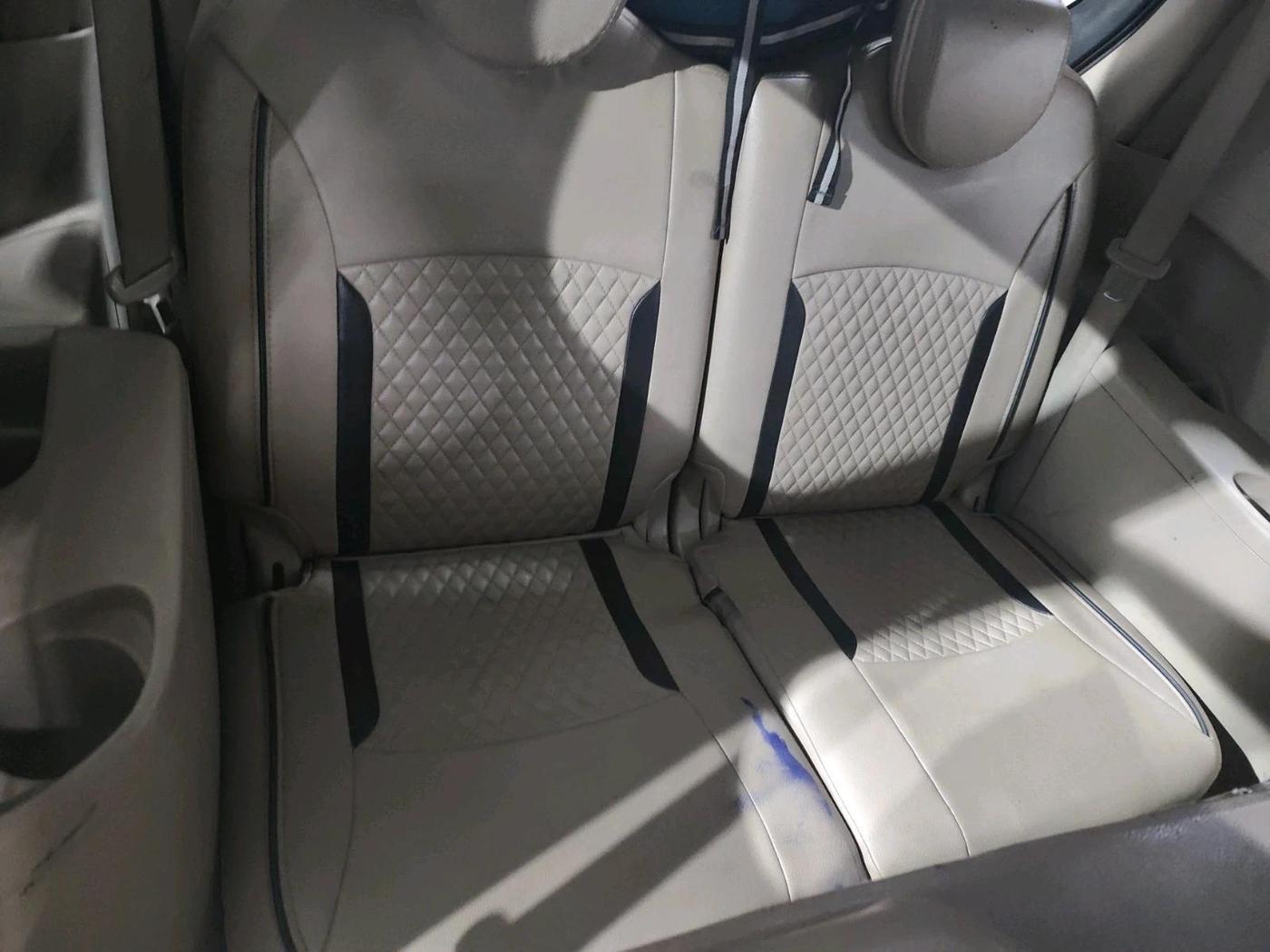 2016 Maruti Ertiga ZDI + SHVS, Diesel, Manual, 2,39,291 km, interior