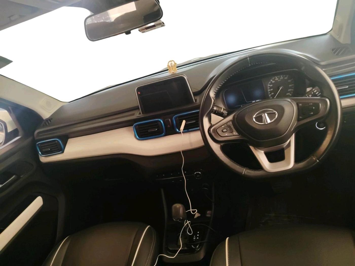 2021 Tata PUNCH CREATIVE  AMT, Petrol, Automatic, 40,877 km, interior