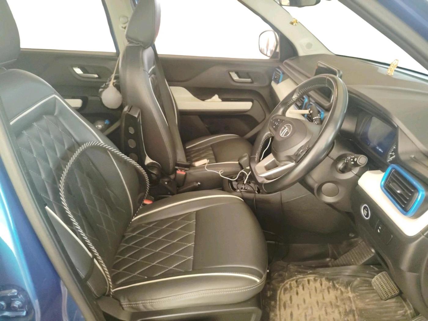 2021 Tata PUNCH CREATIVE  AMT, Petrol, Automatic, 40,877 km, interior
