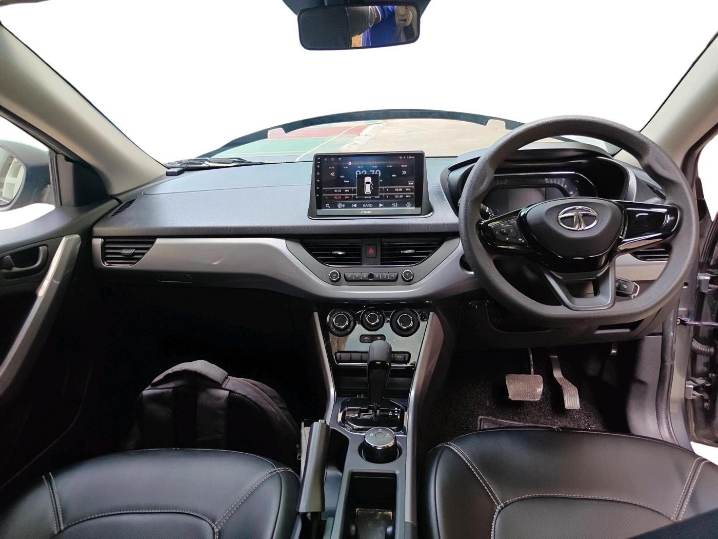 2023 Tata NEXON XMA SUNROOF PETROL, Petrol, Automatic, 16,109 km, interior