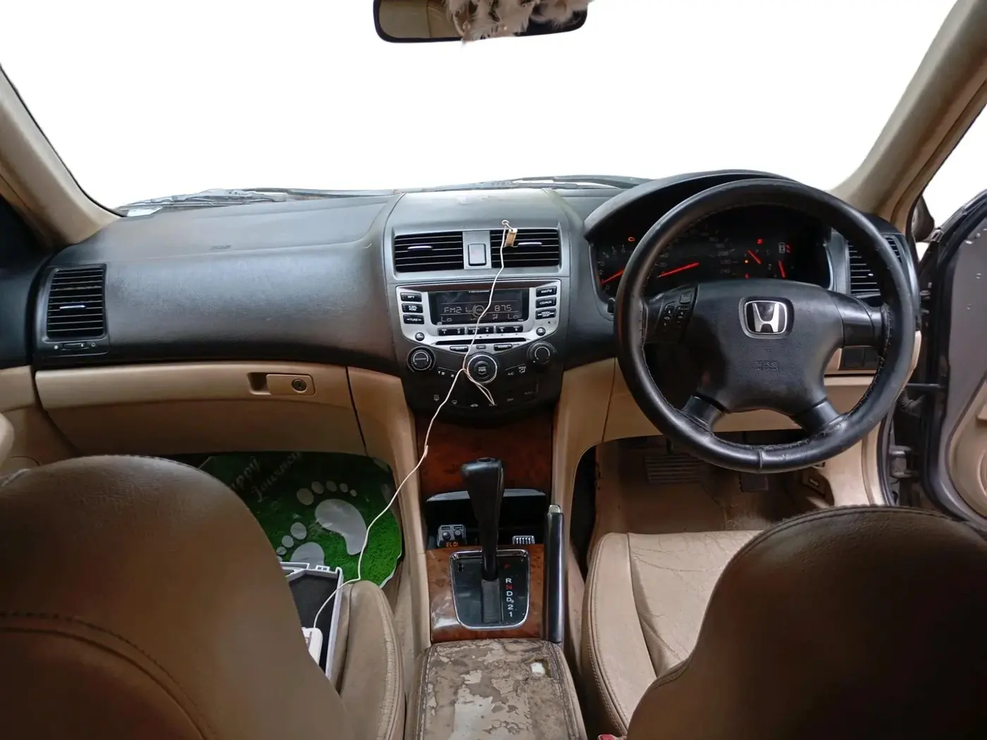 2006 Honda Accord 2.4L VTI-L AT, Petrol, Automatic, 1,77,829 km, interior