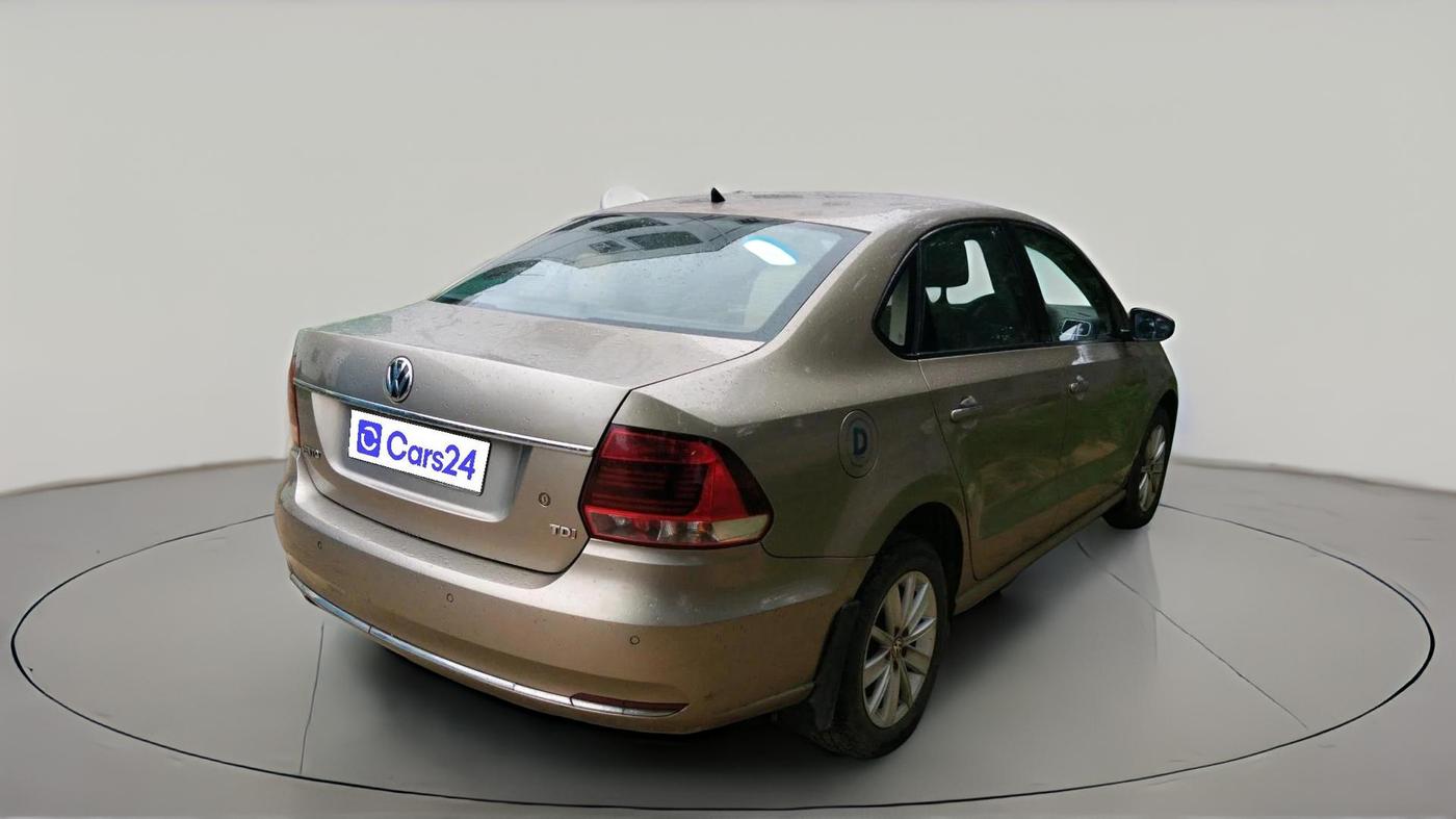2016 Volkswagen Vento HIGHLINE DIESEL 1.5, Diesel, Manual, 1,35,646 km, exterior