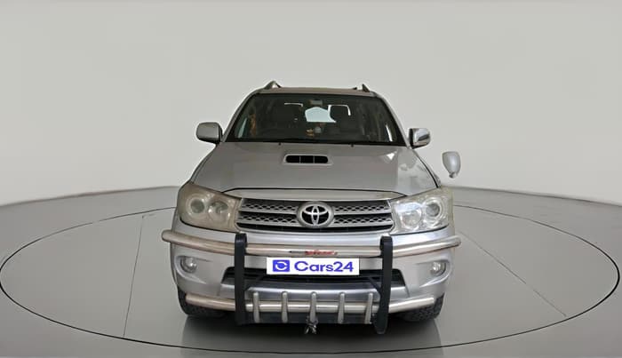 2011 Toyota Fortuner 3.0 4X4 MT, Diesel, Manual, 1,84,306 km, exterior