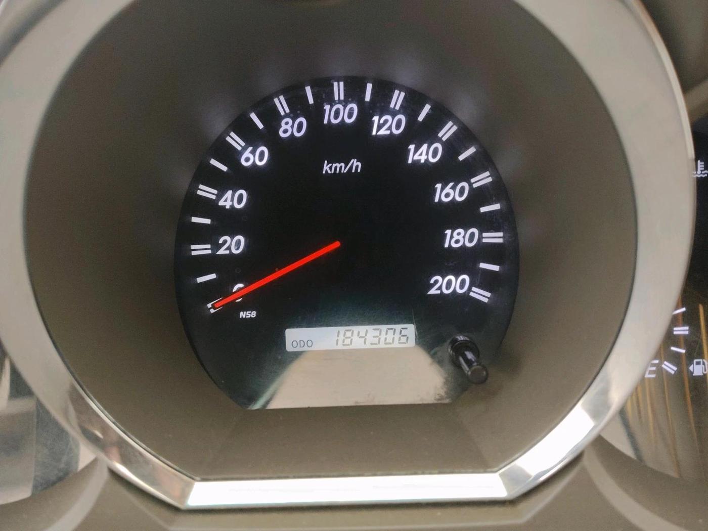 2011 Toyota Fortuner 3.0 4X4 MT, Diesel, Manual, 1,84,306 km, interior