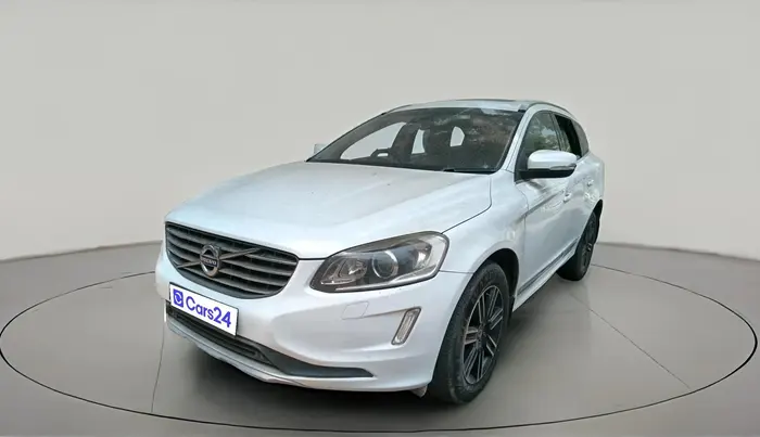 2017 Volvo XC 60 D4 Kinetic, Diesel, Automatic, 1,21,358 km, exterior