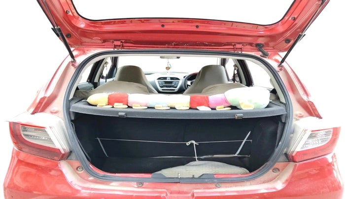 2016 Tata Tiago XT PETROL, Petrol, Manual, 50,557 km, exterior