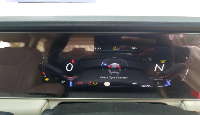 2022 Mahindra XUV700 AX 7 P MT 7 STR, Petrol, Manual, 35,561 km, interior