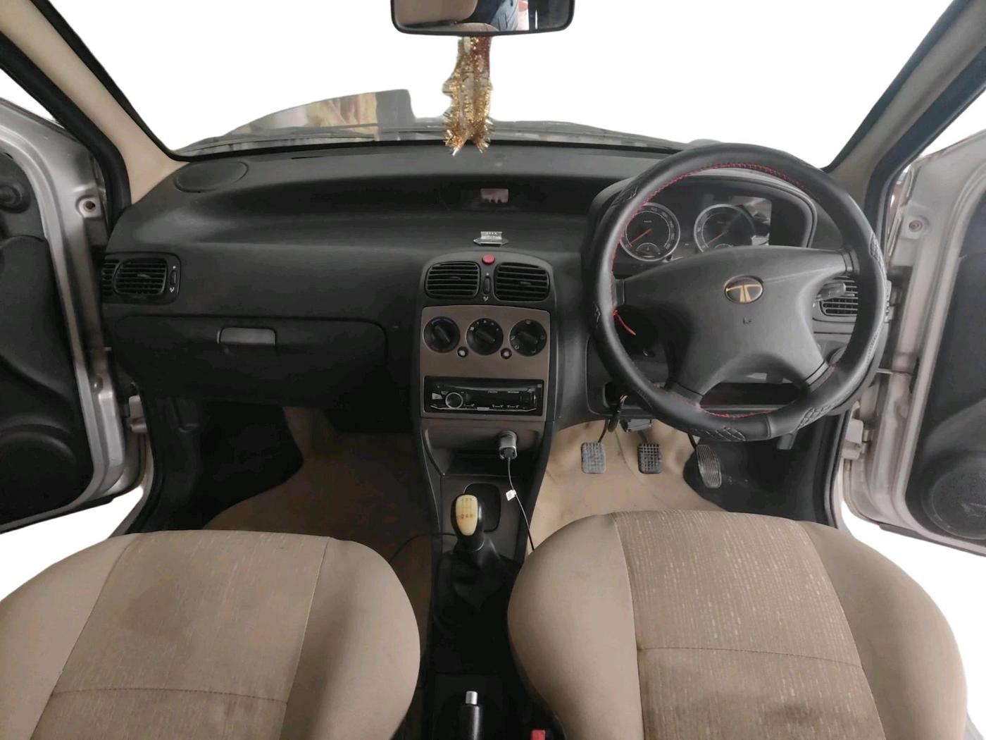 2016 Tata Indigo ECS LS CR4, Diesel, Manual, 1,31,834 km, interior