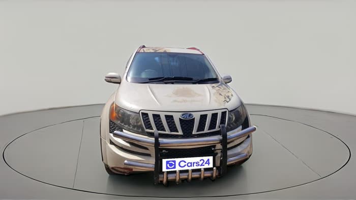 2014 Mahindra XUV500 W8, Diesel, Manual, 1,87,484 km, exterior