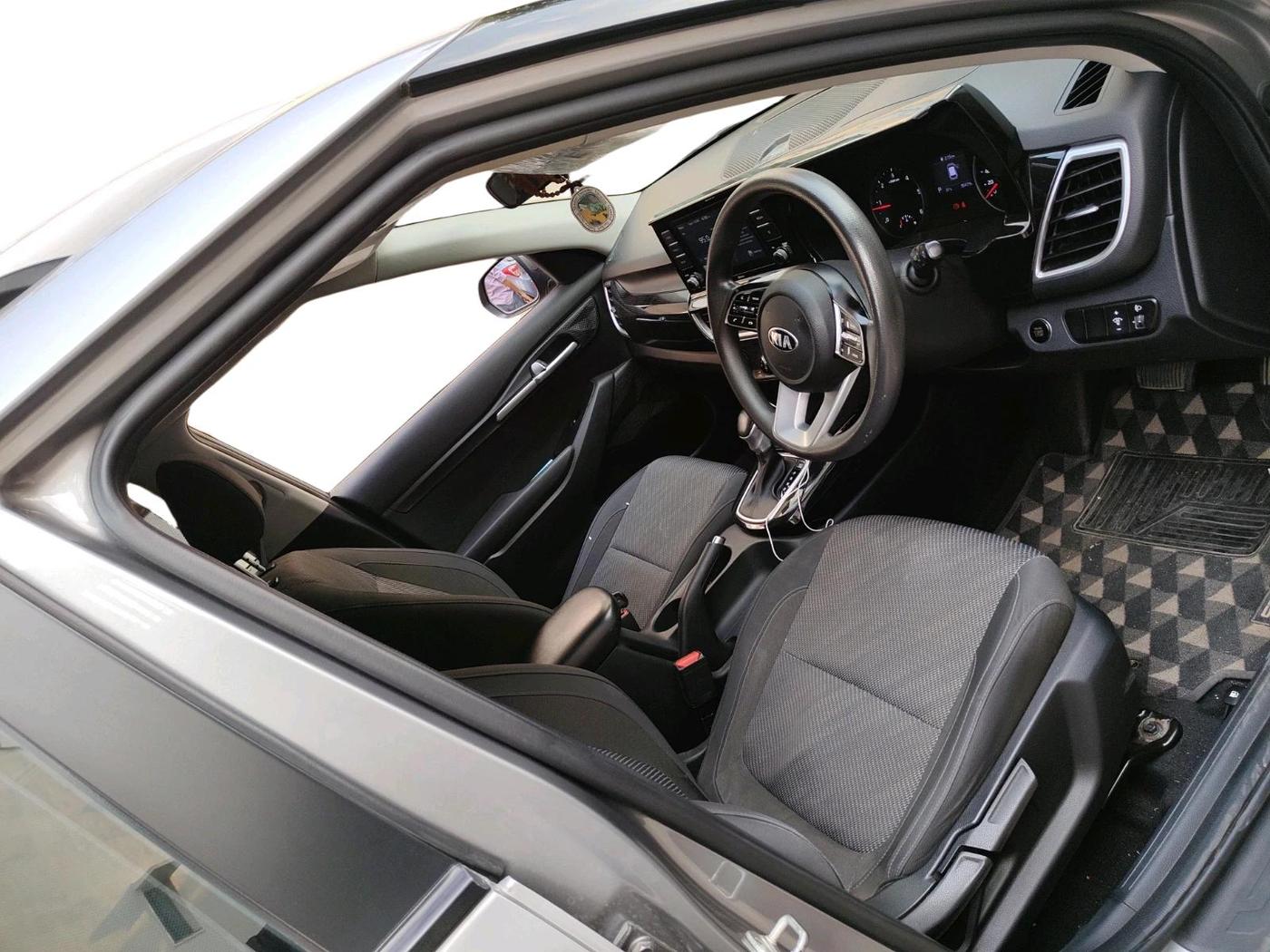 2020 KIA SELTOS HTK PLUS AT 1.5 DIESEL, Diesel, Automatic, 95,479 km, interior