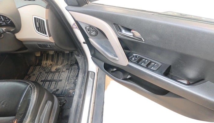 2016 Hyundai Creta SX PLUS 1.6 PETROL, Petrol, Manual, 1,09,956 km, interior