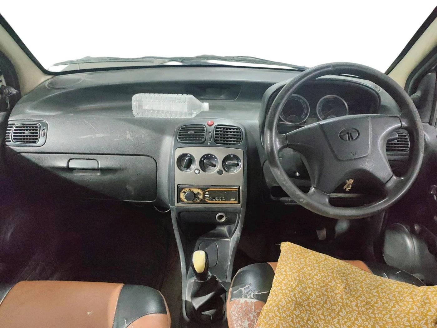 2016 Tata Indica EV2 LS, Diesel, Manual, 1,38,301 km, interior