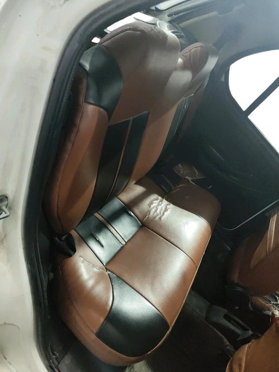 2016 Tata Indica EV2 LS, Diesel, Manual, 1,38,301 km, interior