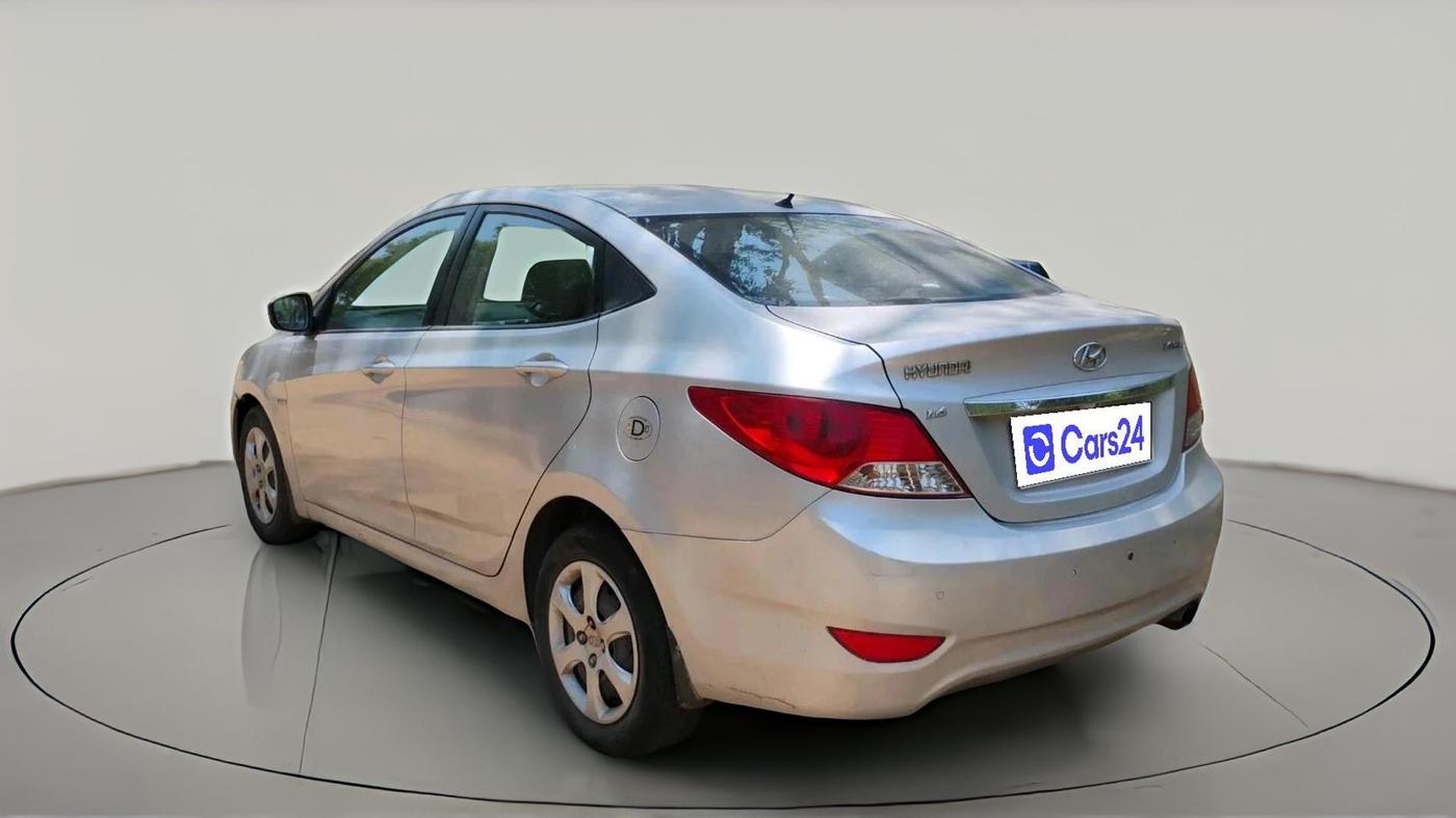 2012 Hyundai Verna FLUIDIC 1.6 CRDI EX, Diesel, Manual, 1,17,475 km, exterior