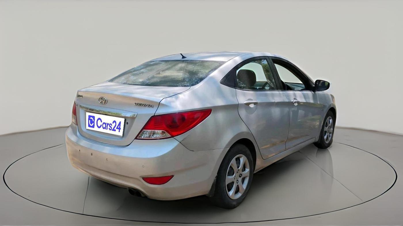 2012 Hyundai Verna FLUIDIC 1.6 CRDI EX, Diesel, Manual, 1,17,475 km, exterior