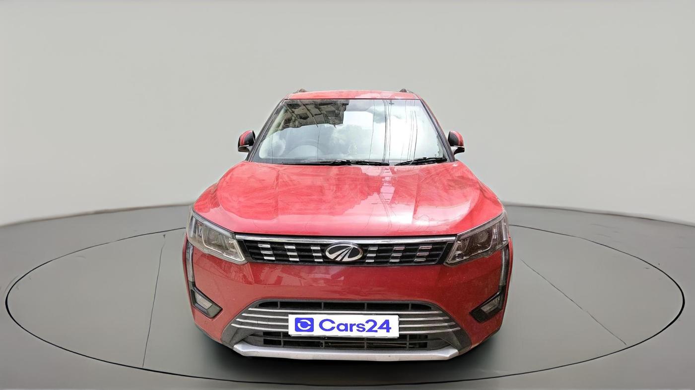 2022 Mahindra XUV300 W8 (O) 1.5 DIESEL, Diesel, Manual, 49,596 km, exterior
