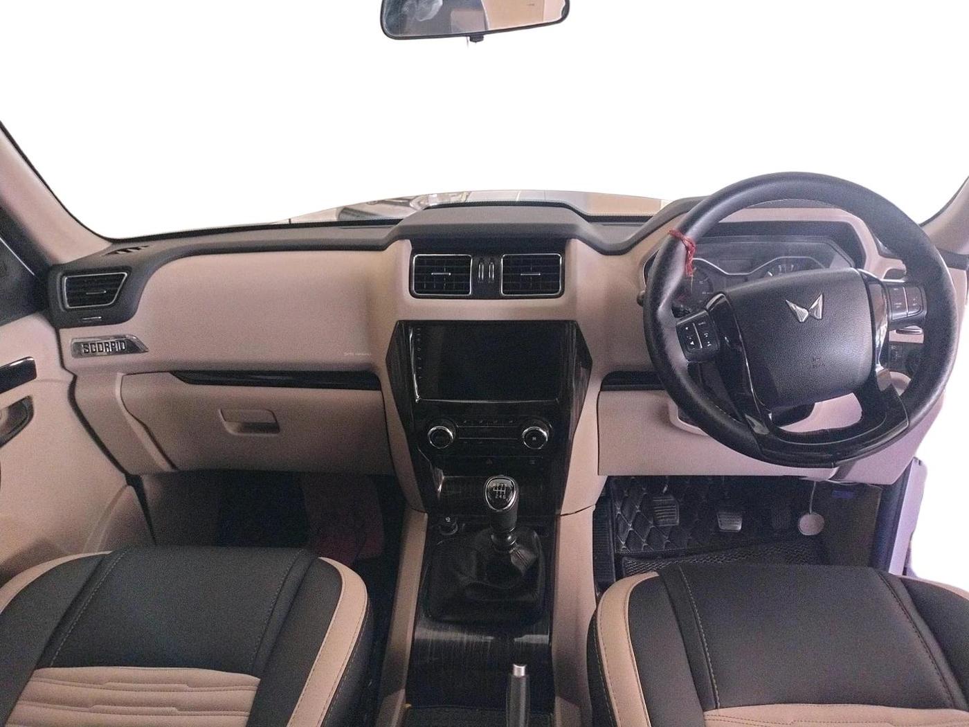 2024 Mahindra SCORPIO CLASSIC S11 7STR, Diesel, Manual, 44,657 km, interior