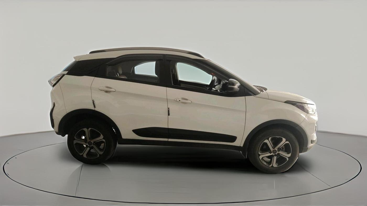 2022 Tata NEXON XZA PLUS PETROL, Petrol, Automatic, 24,238 km, exterior