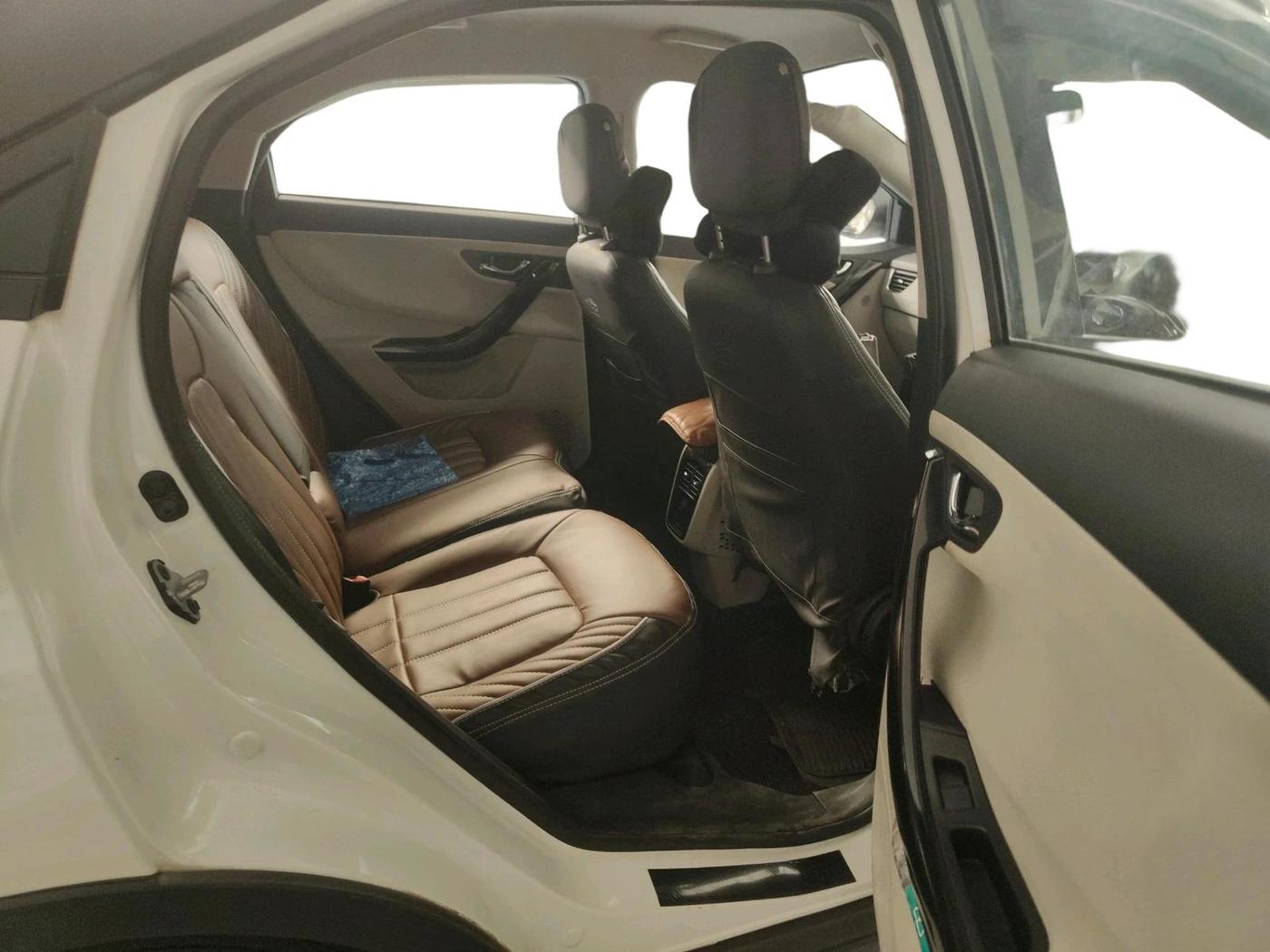 2022 Tata NEXON XZA PLUS PETROL, Petrol, Automatic, 24,238 km, interior