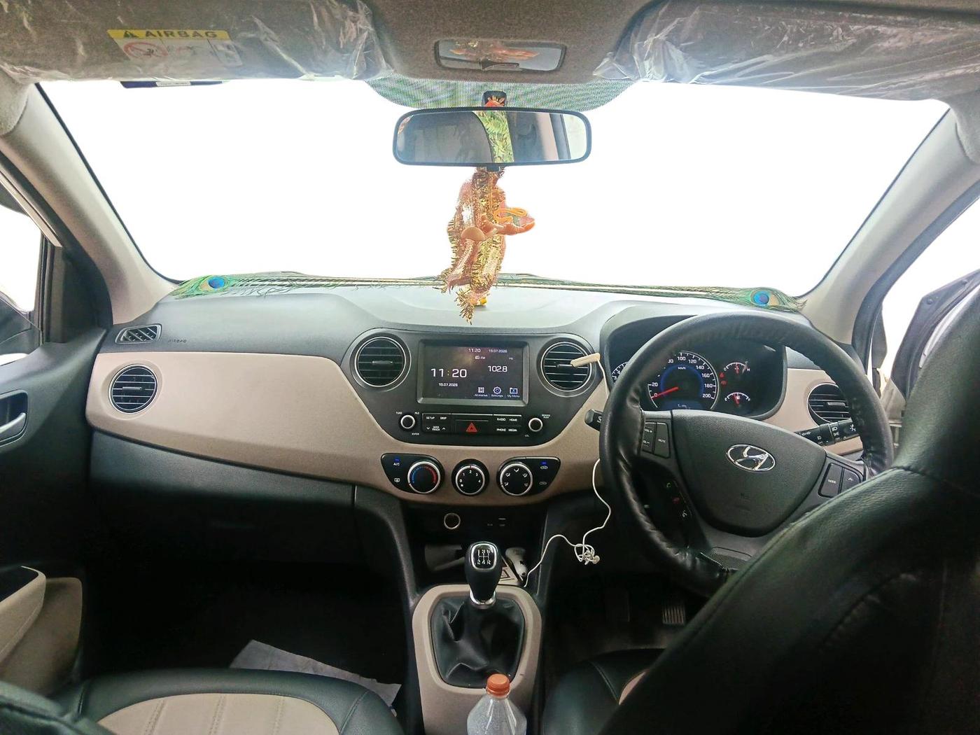 2019 Hyundai Grand i10 SPORTZ 1.2 KAPPA VTVT, Petrol, Manual, 28,130 km, interior