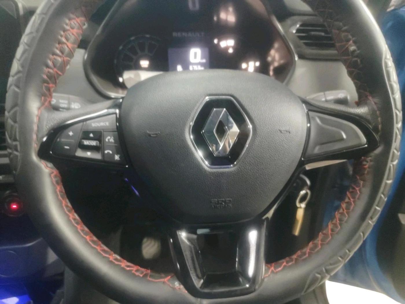2025 Renault Kiger RXL MT, Petrol, Manual, 8,007 km, interior