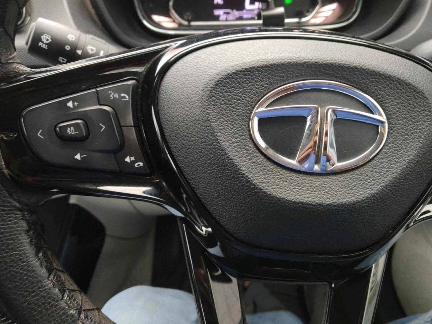 2022 Tata NEXON XZA PLUS DIESEL, Diesel, Automatic, 63,148 km, interior