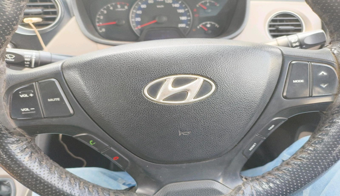 2014 Hyundai Xcent S 1.1 CRDI, Diesel, Manual, 1,16,232 km, interior