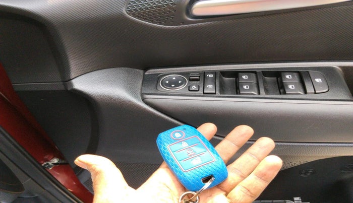 2023 KIA SONET HTK PLUS 1.0 IMT, Petrol, Manual, 11,793 km, interior