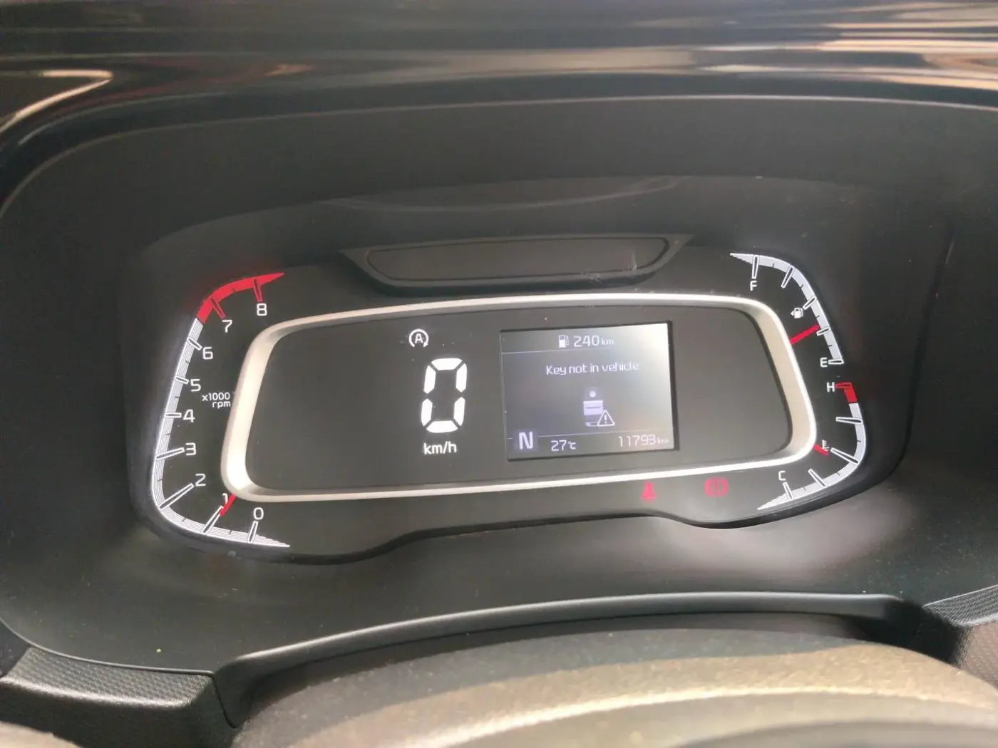2023 KIA SONET HTK PLUS 1.0 IMT, Petrol, Manual, 11,800 km, interior