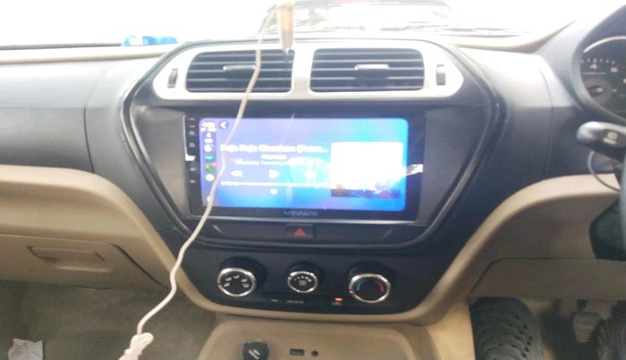 2015 Mahindra TUV300 T8, Diesel, Manual, 72,794 km, interior