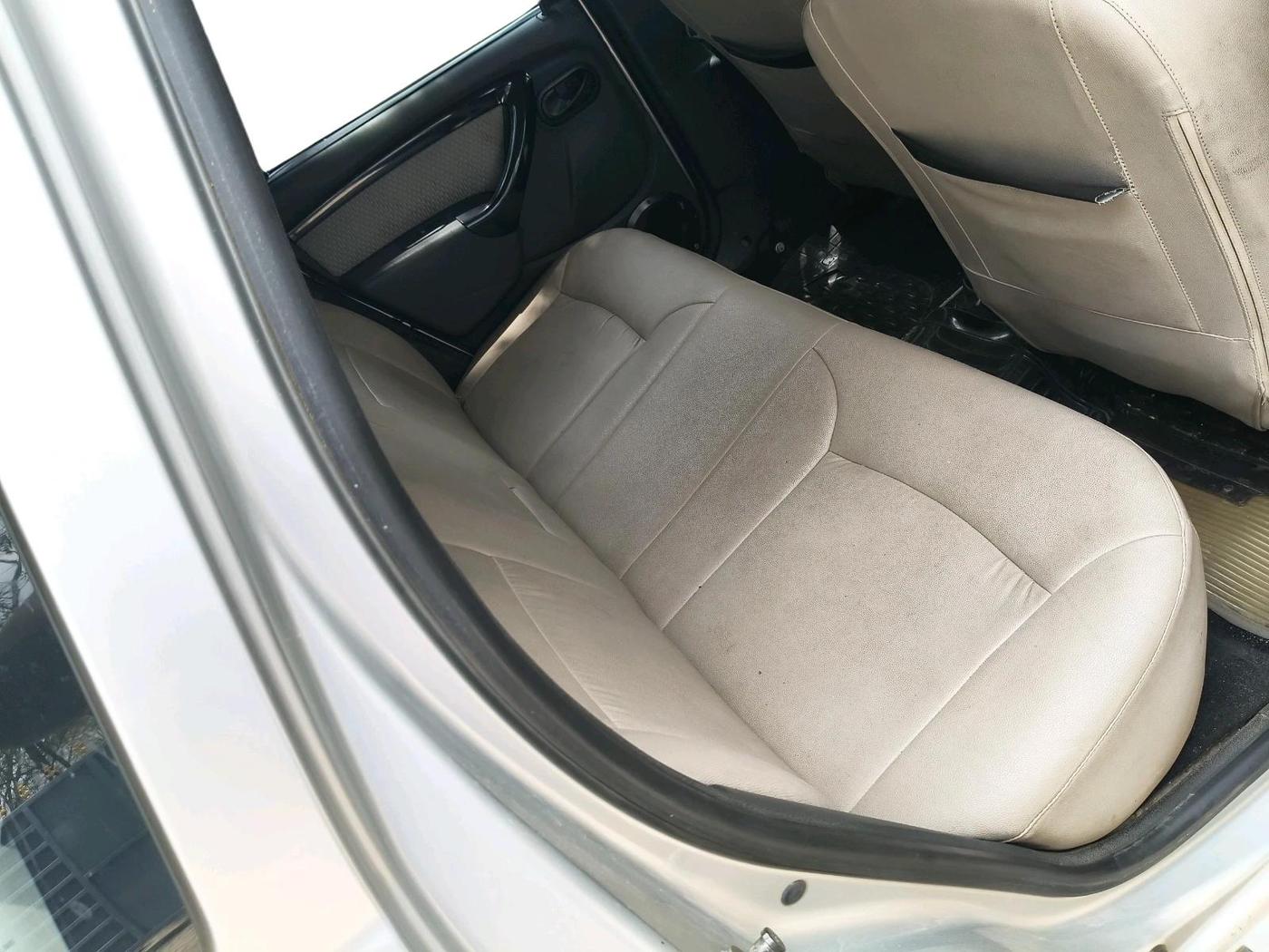 2015 Renault Duster 85 PS RXL DIESEL, Diesel, Manual, 1,00,603 km, interior