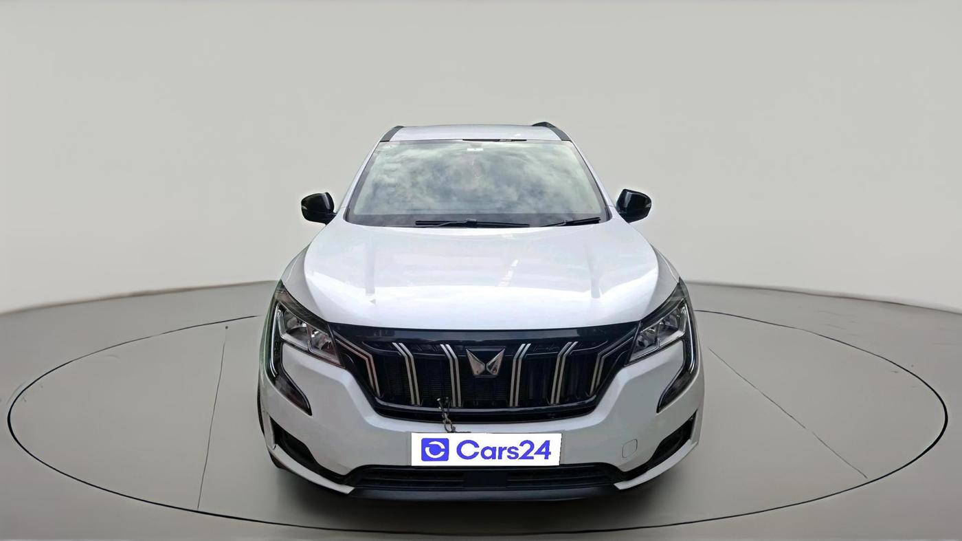 2023 Mahindra XUV700 MX P MT 5 STR, Petrol, Manual, 14,047 km, exterior