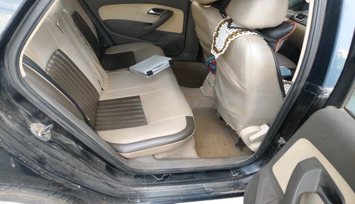 2010 Volkswagen Vento HIGHLINE DIESEL 1.6, Diesel, Manual, 1,27,253 km, interior