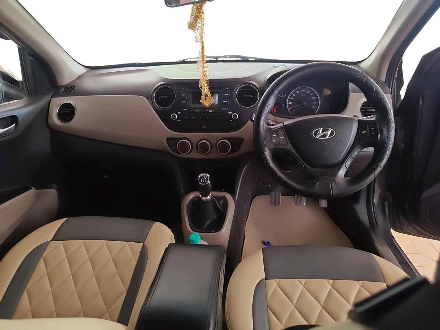 2015 Hyundai Grand i10 ASTA 1.2 KAPPA VTVT, Petrol, Manual, 1,08,266 km, interior