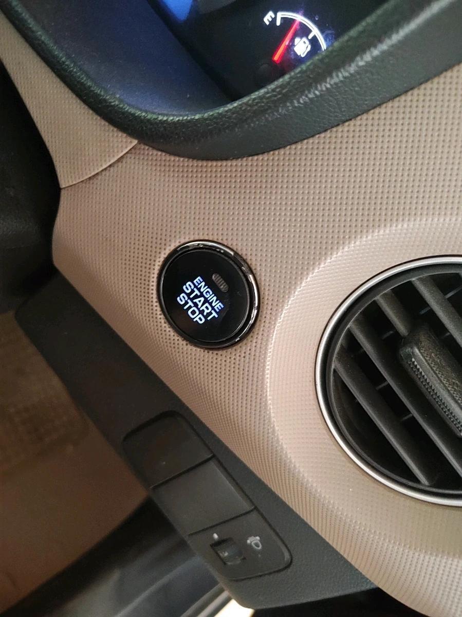 2015 Hyundai Grand i10 ASTA 1.2 KAPPA VTVT, Petrol, Manual, 1,08,266 km, interior