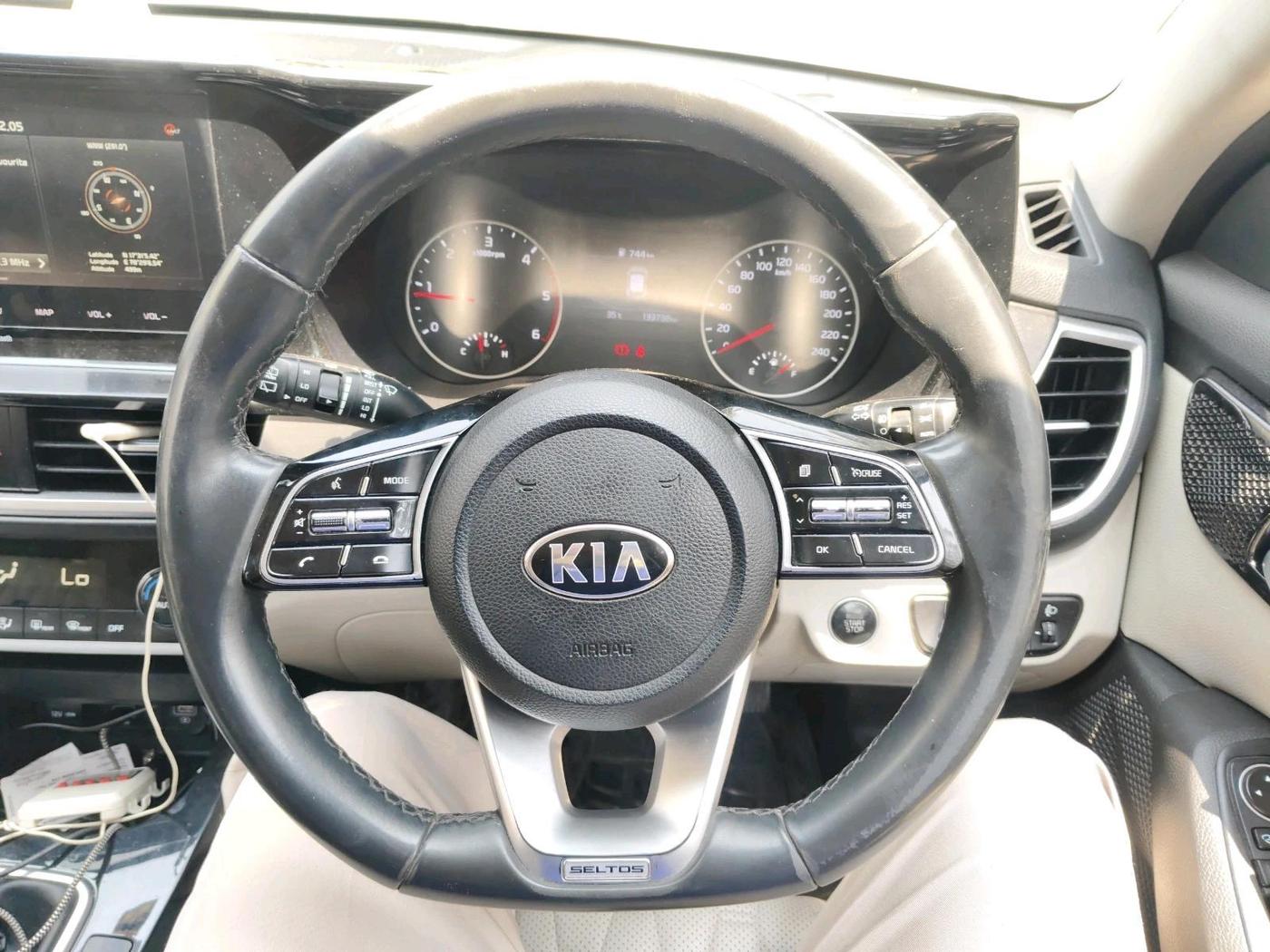 2021 KIA SELTOS HTX 1.5 DIESEL, Diesel, Manual, 1,33,741 km, interior