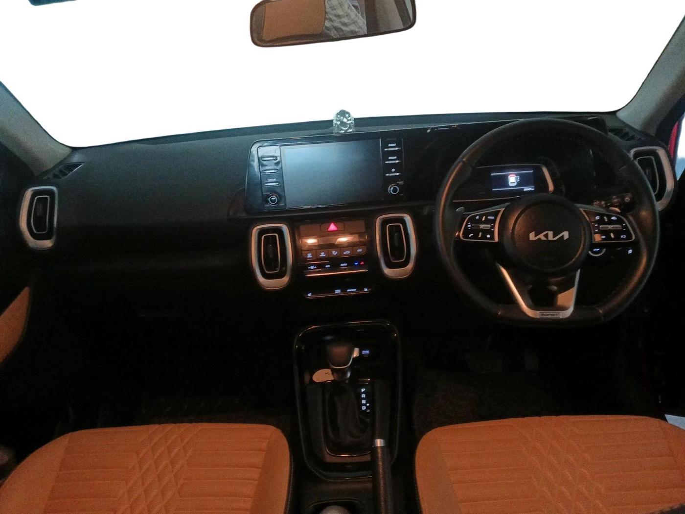 2024 KIA SONET 	 HTX 1.0 TURBO DCT, Petrol, Automatic, 36,547 km, interior