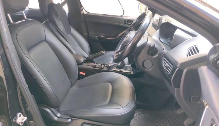 2022 Tata NEXON XZ PLUS (HS) PETROL DARK EDITION, Petrol, Manual, 38,336 km, interior