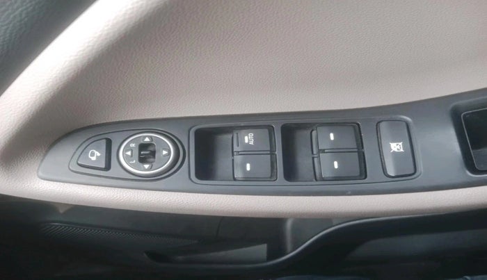 2019 Hyundai Elite i20 ASTA (O) CVT, Petrol, Automatic, 38,924 km, interior