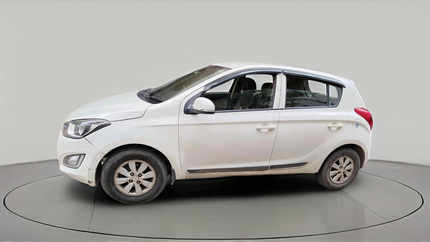 2013 Hyundai i20 SPORTZ 1.4 CRDI, Diesel, Manual, 1,53,035 km, exterior