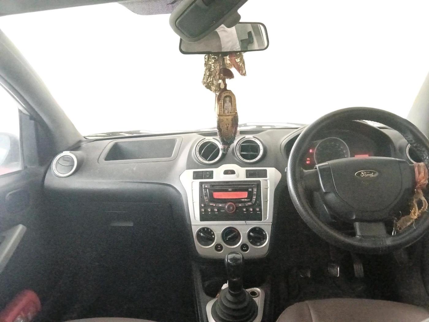 2011 Ford Figo ZXI 1.4 DIESEL, Diesel, Manual, 2,30,290 km, interior