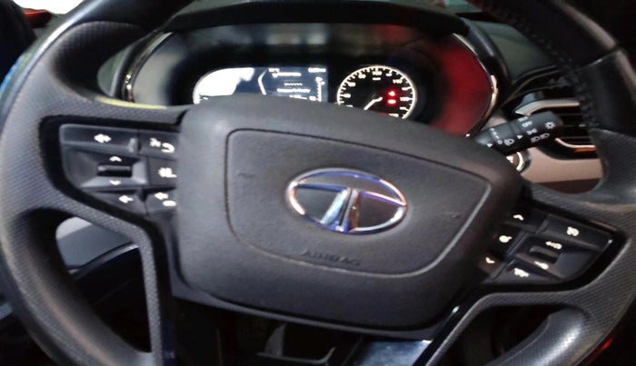 2022 Tata Harrier XZA Plus 2.0L Kryotec Halo Dark Edition, Diesel, Automatic, 65,000 km, interior